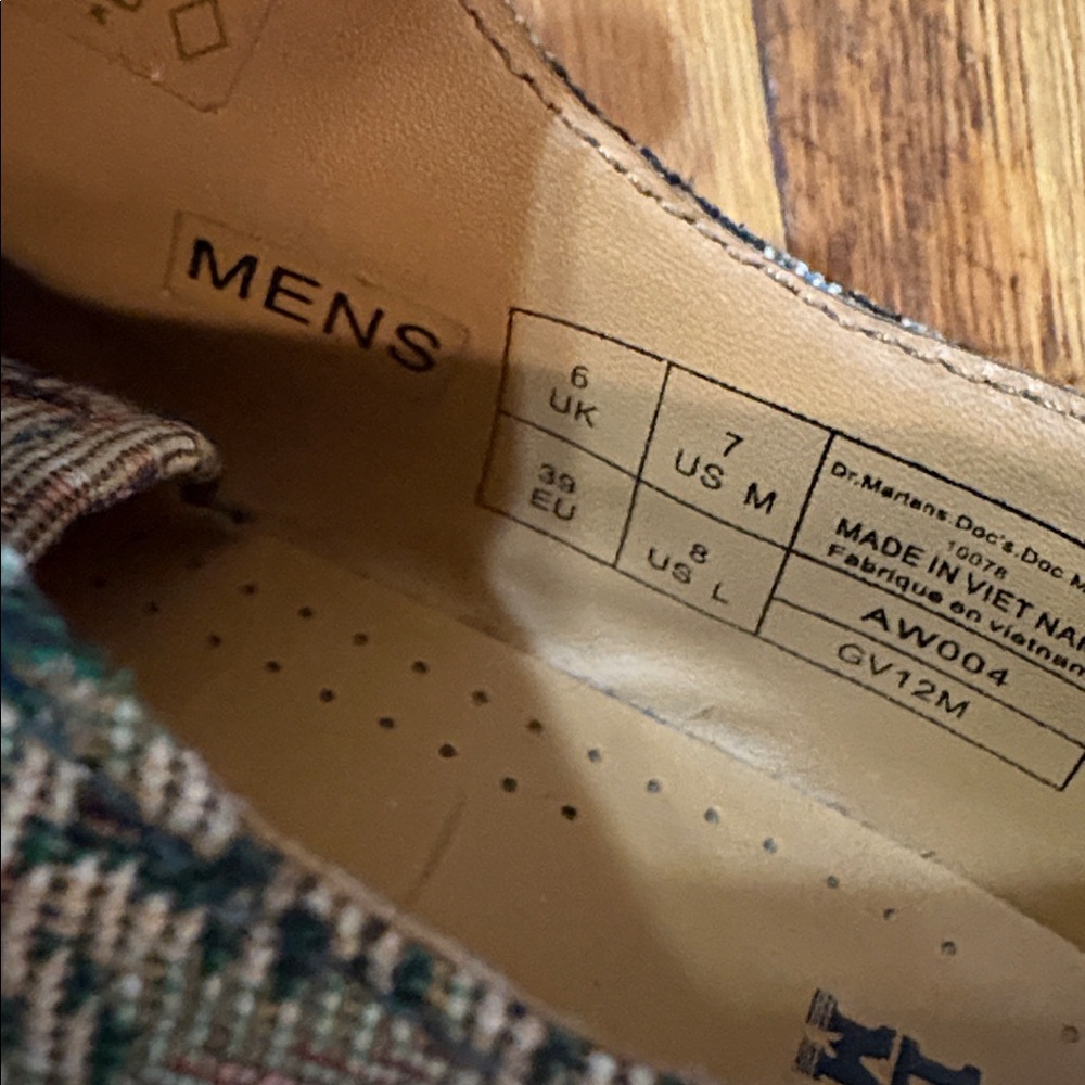Dr Martens Tapestry Needlepoint Oxfords - Picture 7 of 7